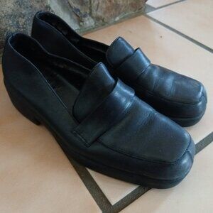 What's What by Aerosoles Black Patent Leather Loafers Flats Size 8